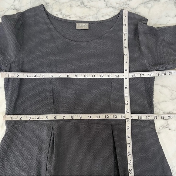 Niche gray textured bell shaped tunic 3/4 length sleeves size small - Picture 8 of 14